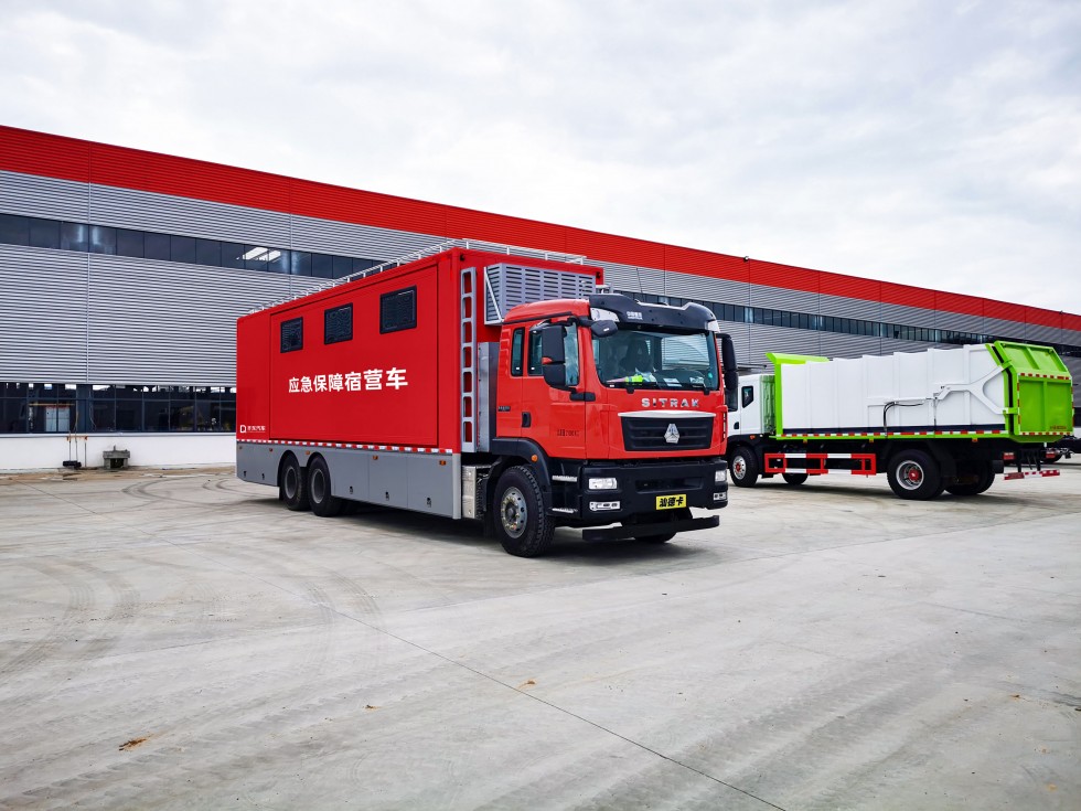 重汽汕德卡宿營(yíng)車-32床 重汽汕德卡宿營(yíng)車-32床